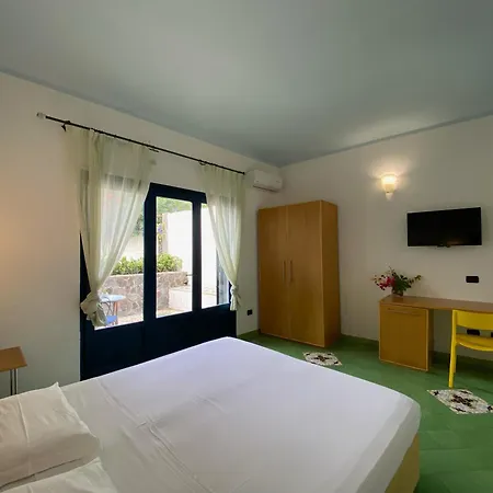 Aura Hotel