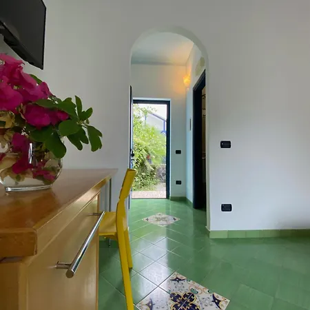 Hotel Aura Vulcano (Isola)