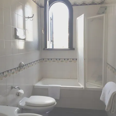 Hotel Aura Vulcano (Isola)