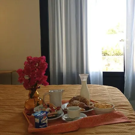 Aura Hotel Vulcano (Isola)